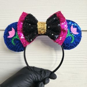 Frozen (Anna) inspired Minnie mouse ears!